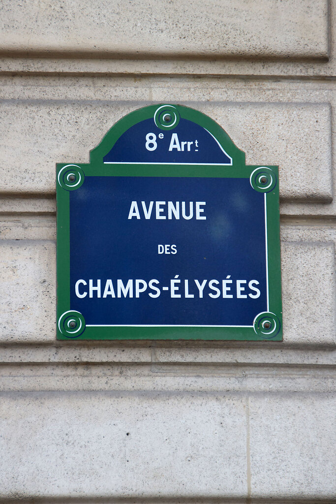 Av. des Champs Élysées