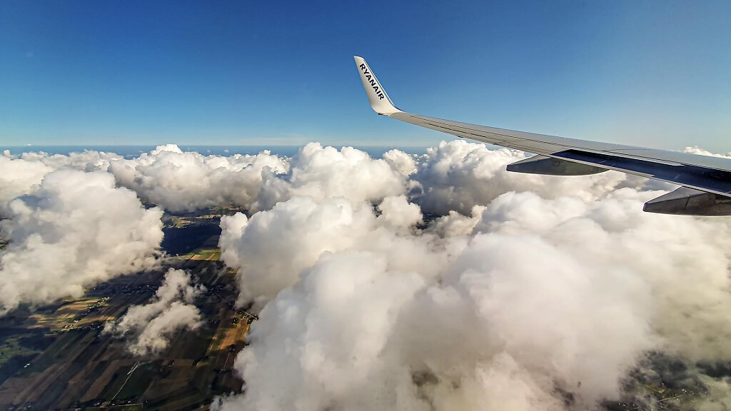 FR7261 HAM -> KRK