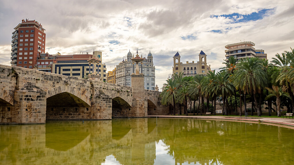 ATH-0612-HDR.jpg